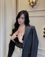 See the gorgeous updates from SNSD Tiffany!.jpeg