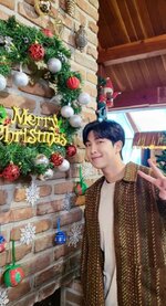 Merry Christmas 🎄 namjooniee.jpeg.jpg