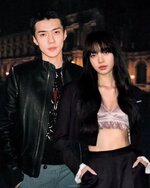 sehun lisa on Instagram_ _🖤_.jpg