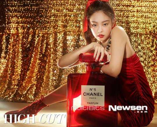 Jennie 'High Cut' için 'İnsan Chanel' olduğunu gösterdi