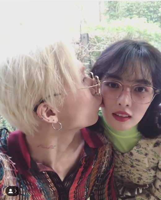 Hyuna ve E'Dawn yakın fotoğraflar paylaşmaktan çekinmiyor