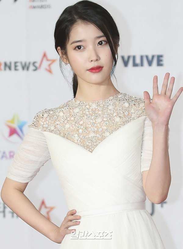 IU yeni tvN dizisinin başrolü olarak seçildi