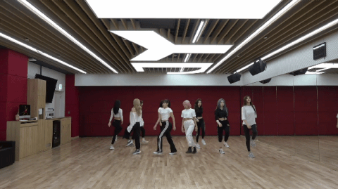 [PANN] Twice'ın 'Fancy' dans çalışması videosu konuşuluyor