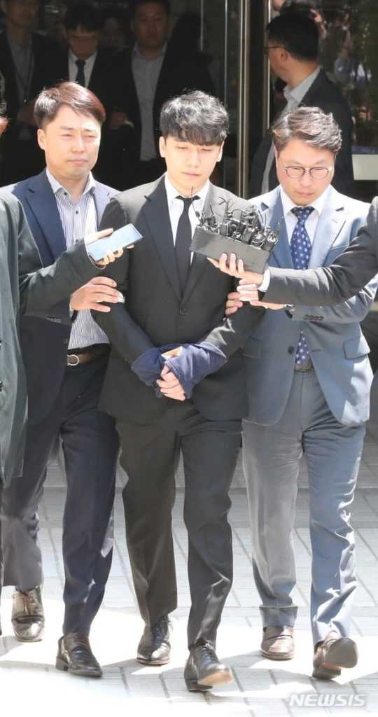 Mahkeme, Seungri'ye tutuklama kararı çıkarmadı