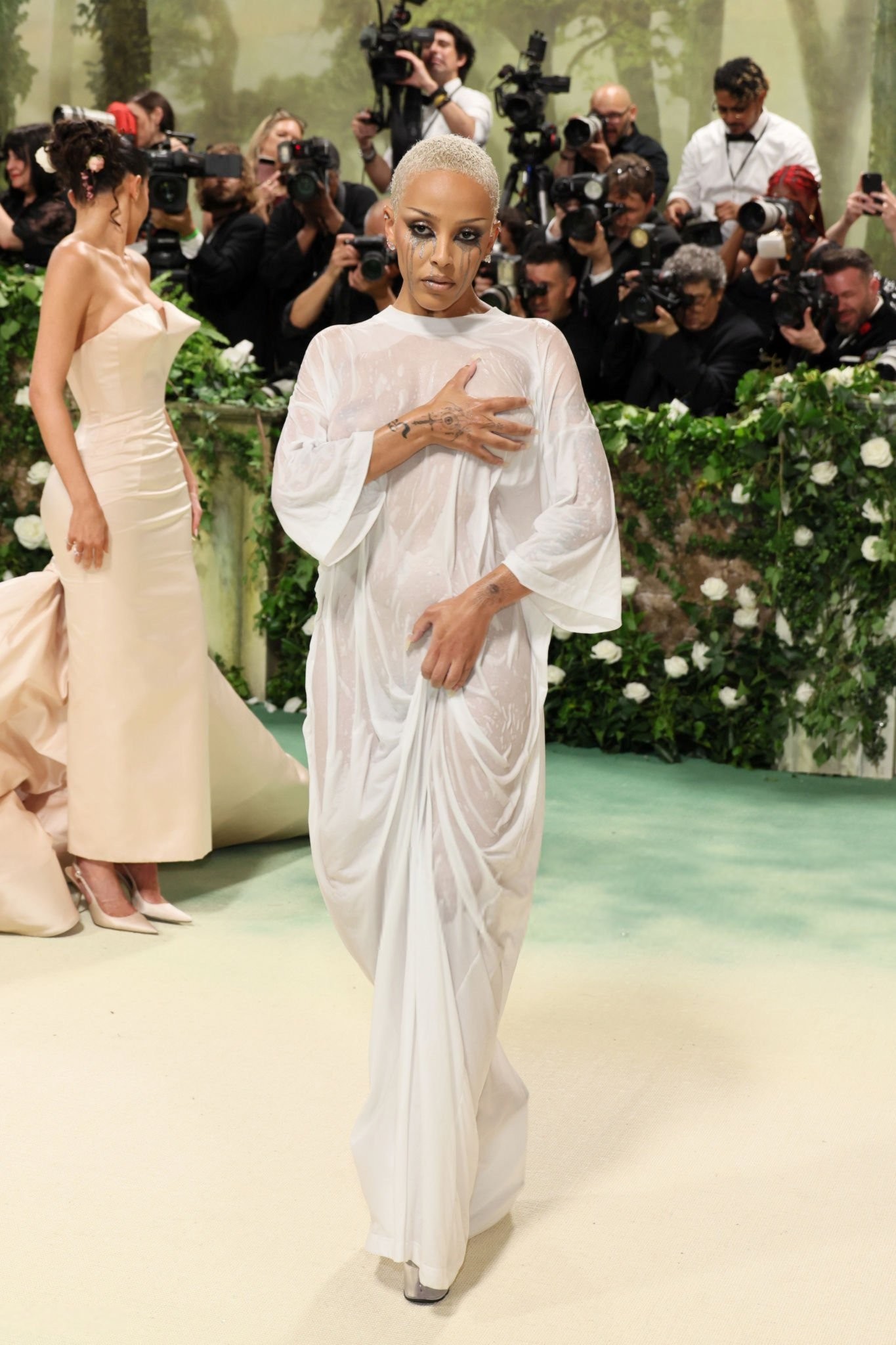 Met Gala 2024; Doja Cat, Chris Hemsworth, Bad Bunny, Kim Kardashian